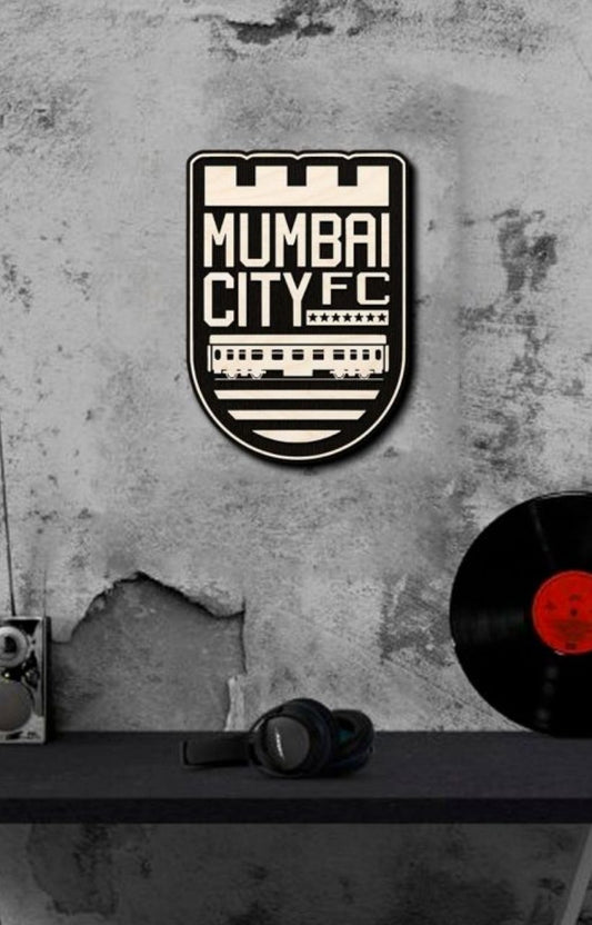 Mumbai City Wooden Crest